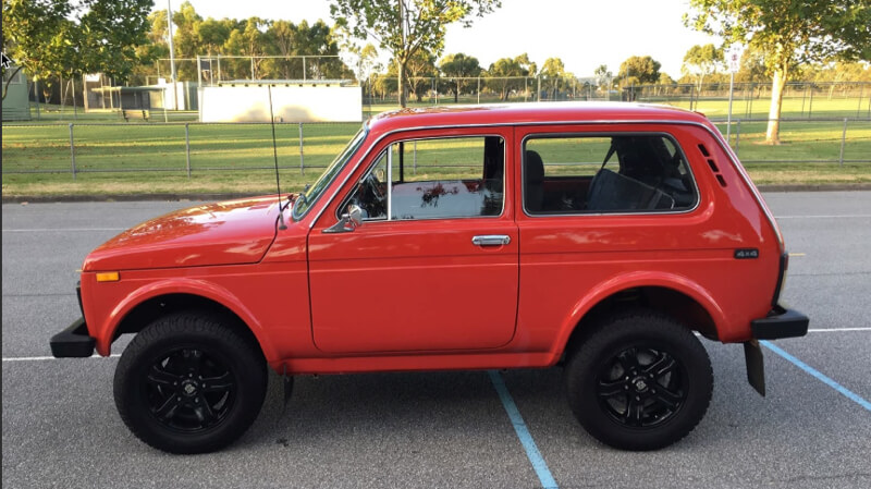 The 2nd Car you got to  sell is a 2nd Hand 1996 Lada Niva Deluxe Manual 4x4